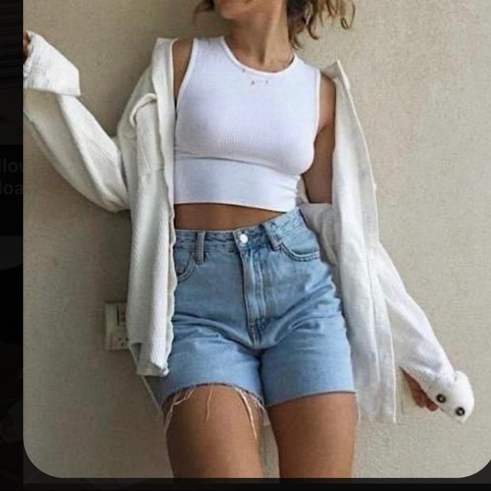 Levi’s Cut-off shorts